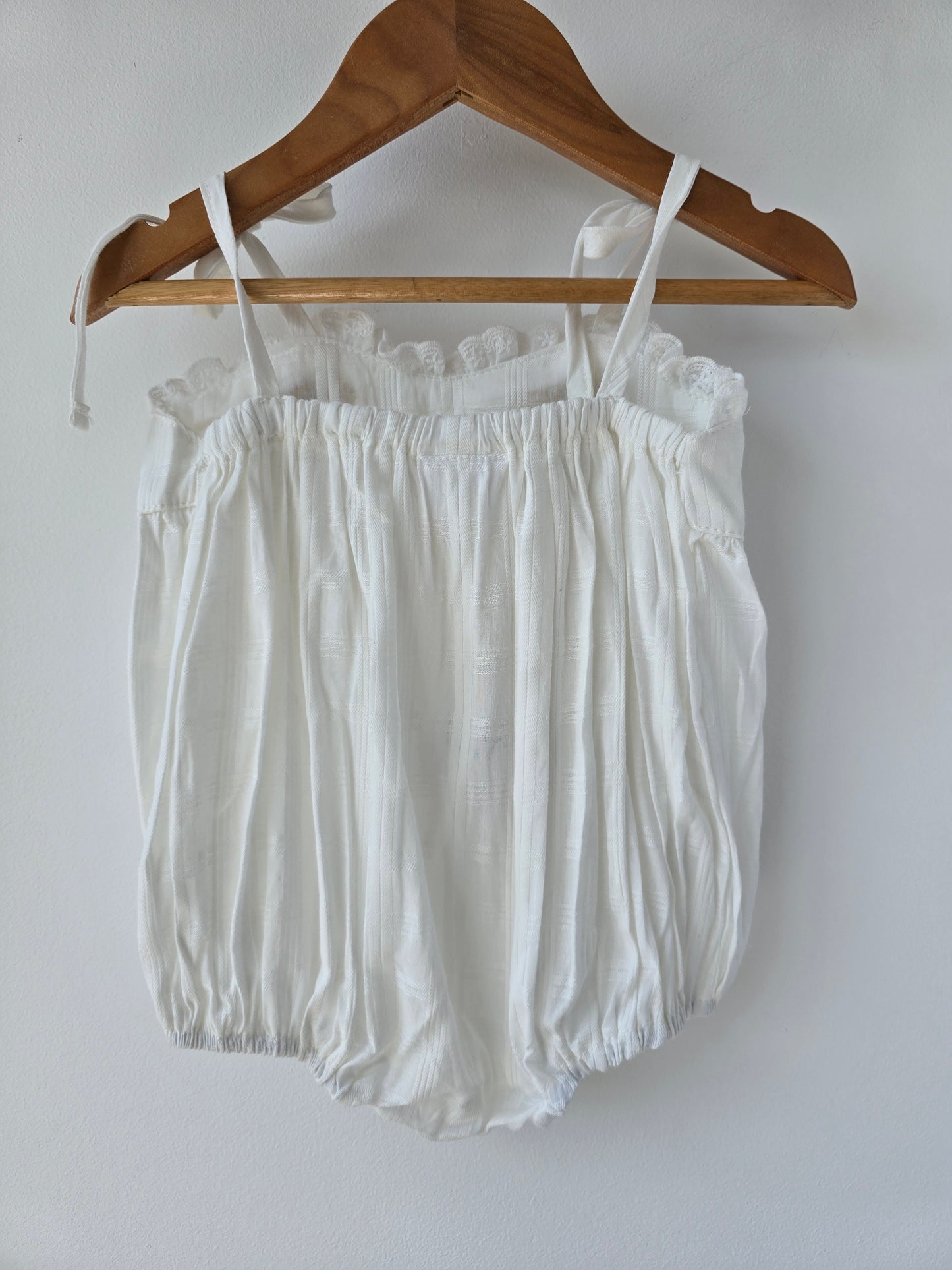 White flower lace romper