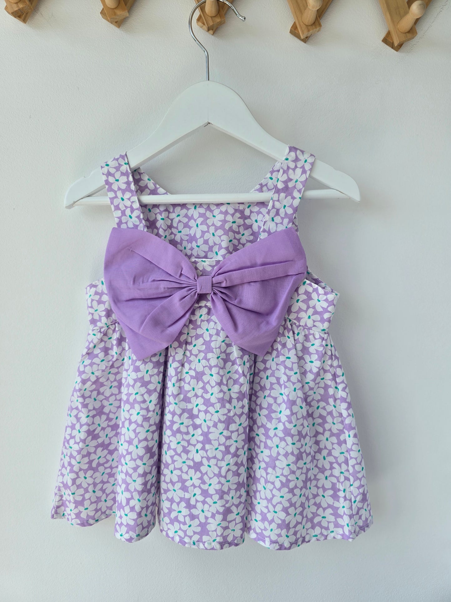 Lilac flower dress with bow