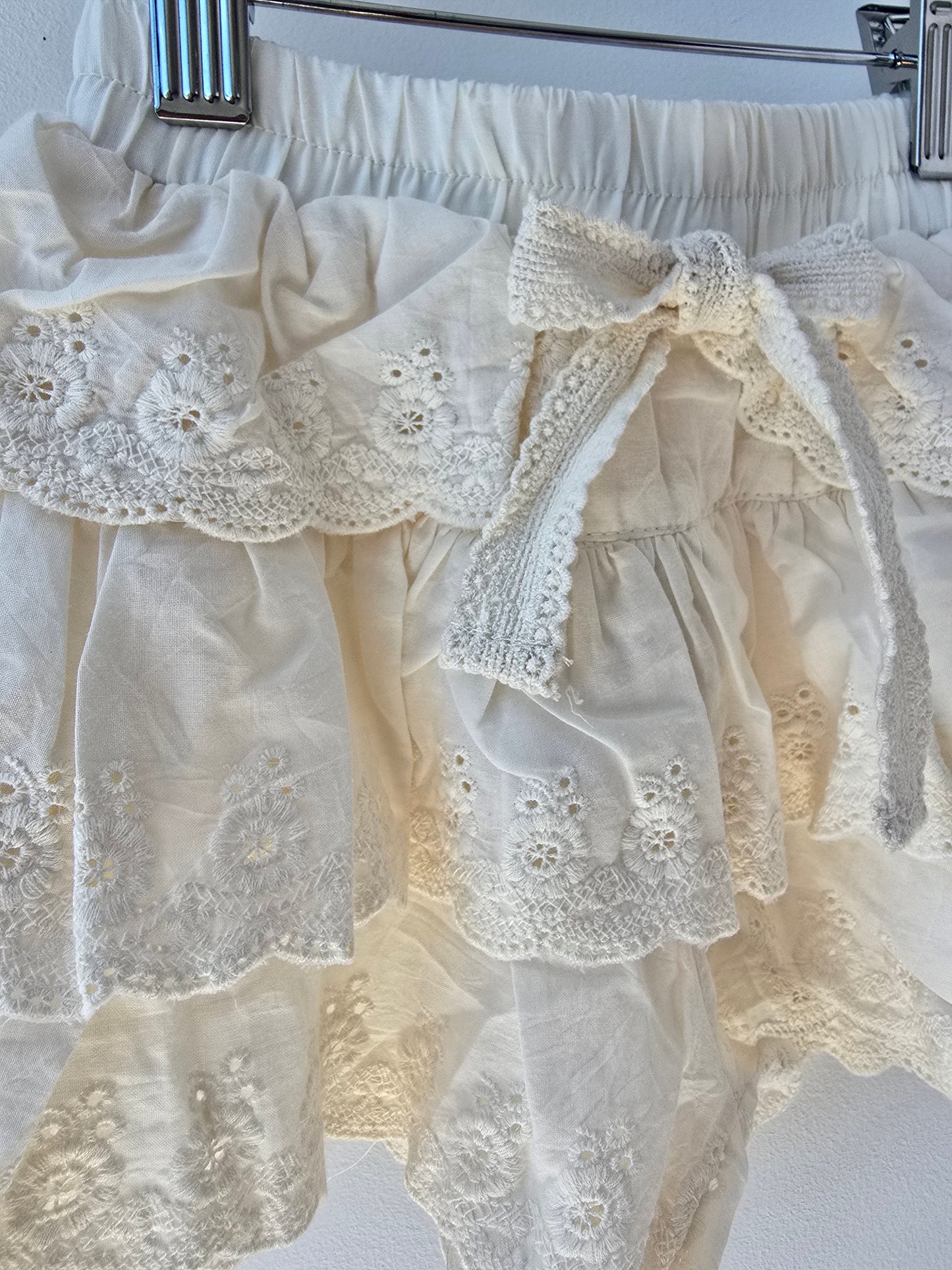 Lace skort vanilla