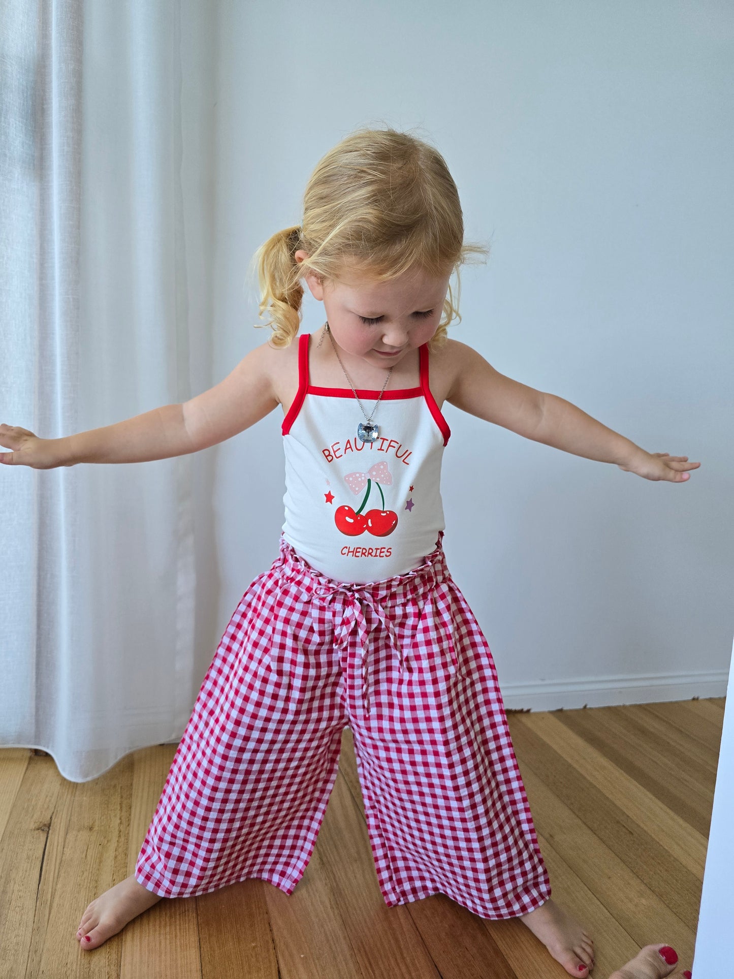 Red cherry set