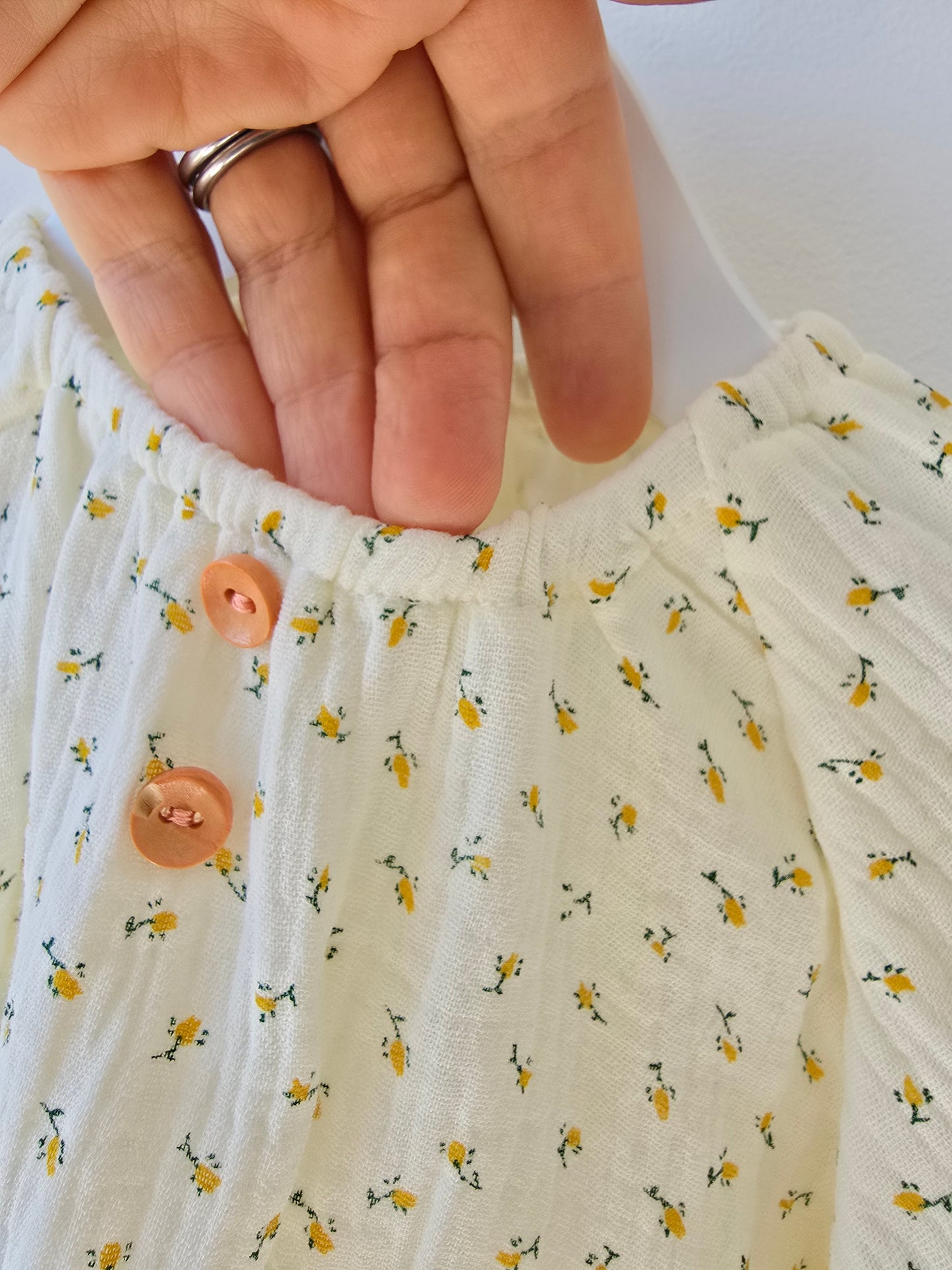 Yellow tiny flower set