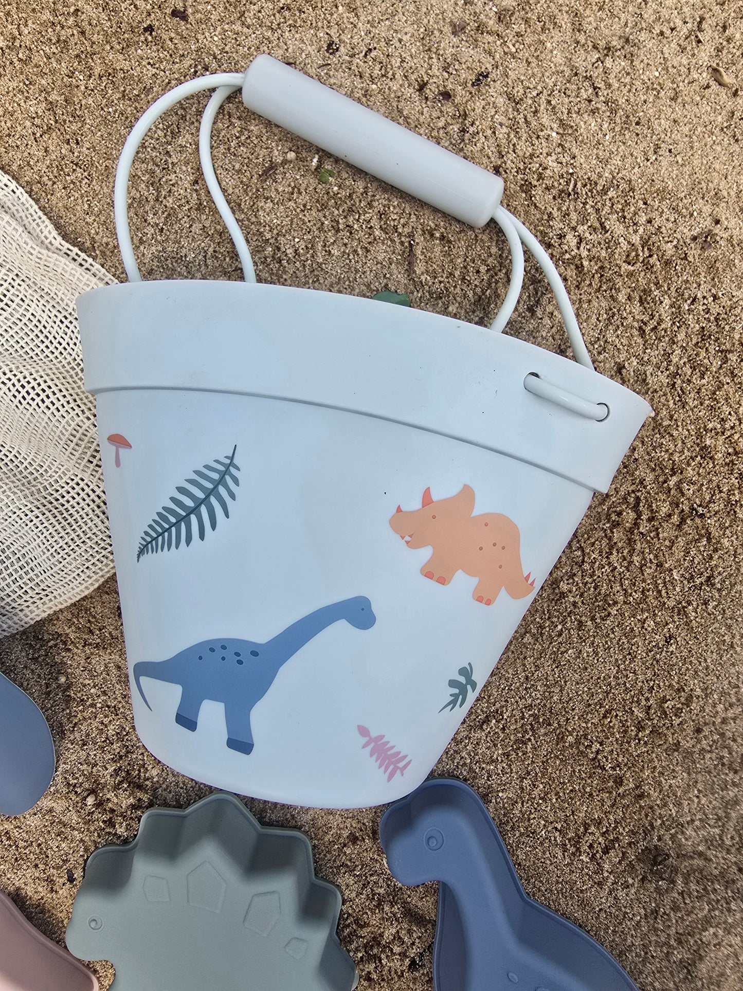 Dinosaur play set