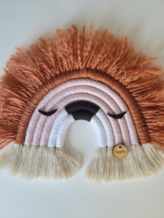 Dusty pink lion