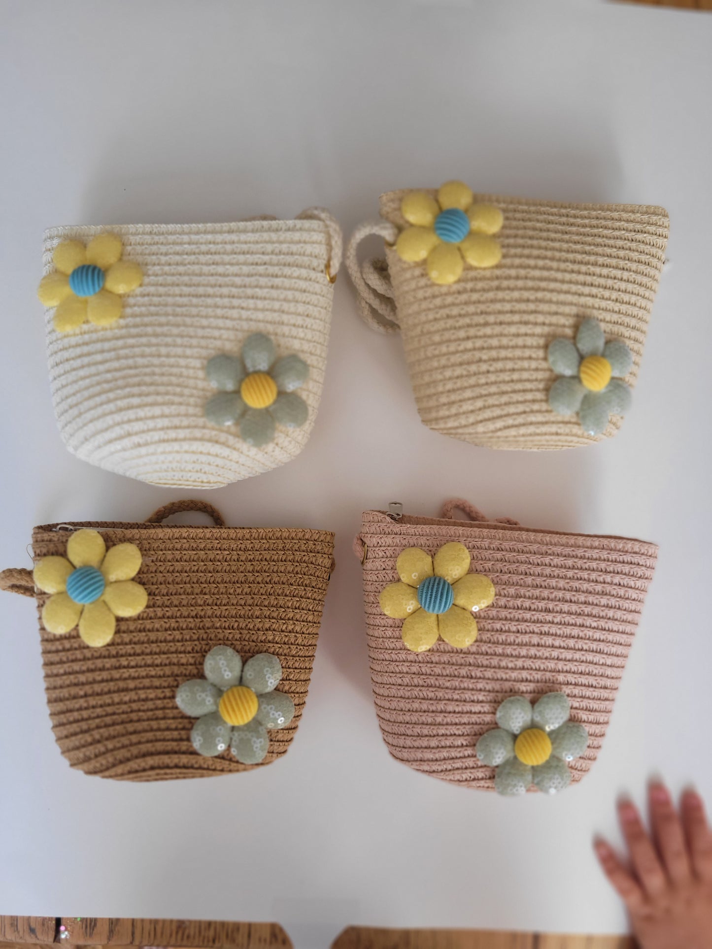 Woven handbags with 2 flowers