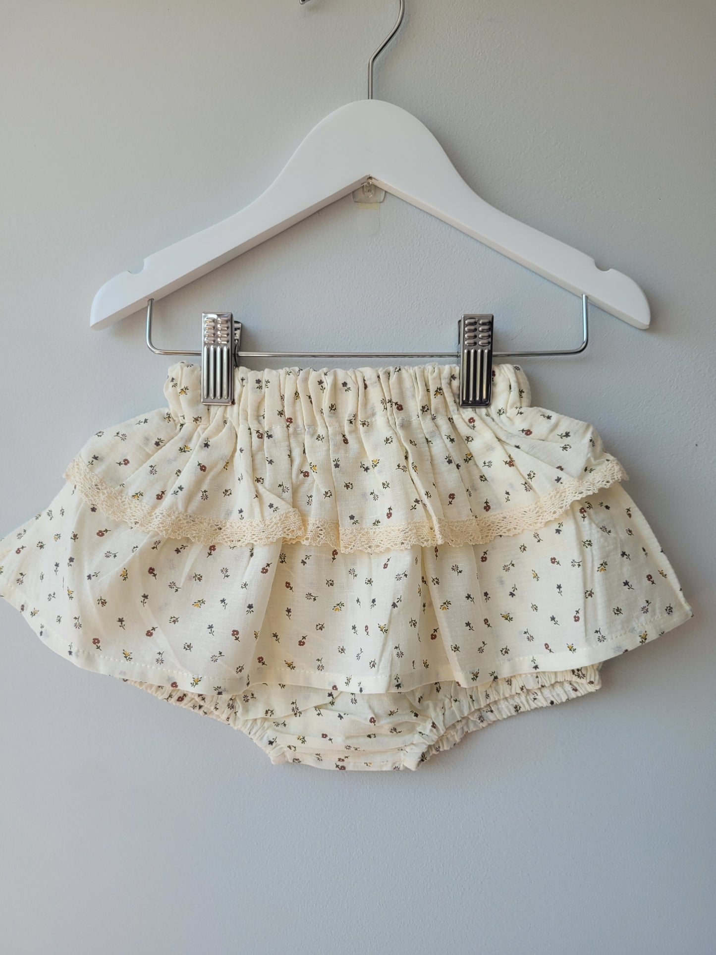 Baby flower skirt