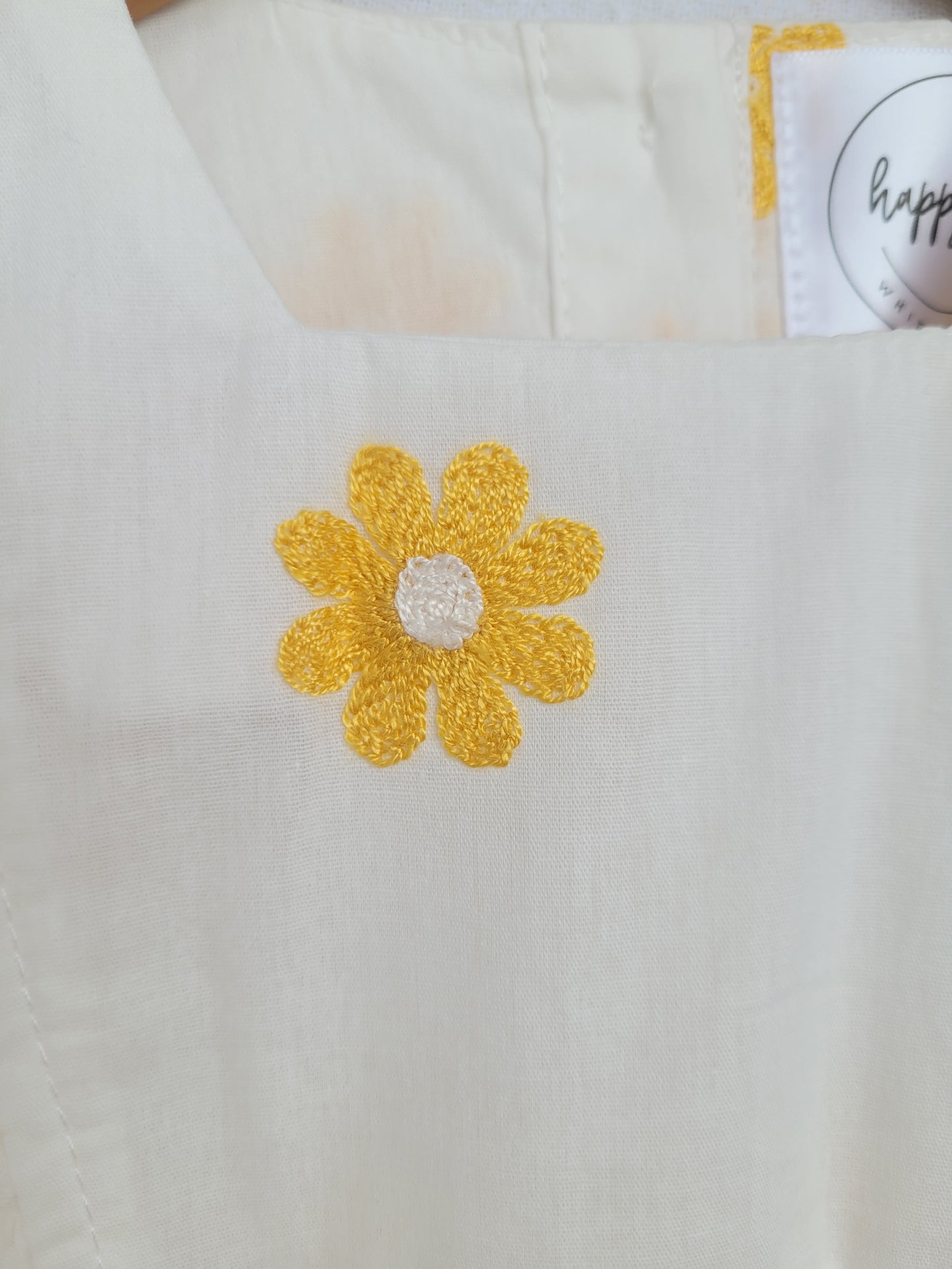 Daisy romper embroidered