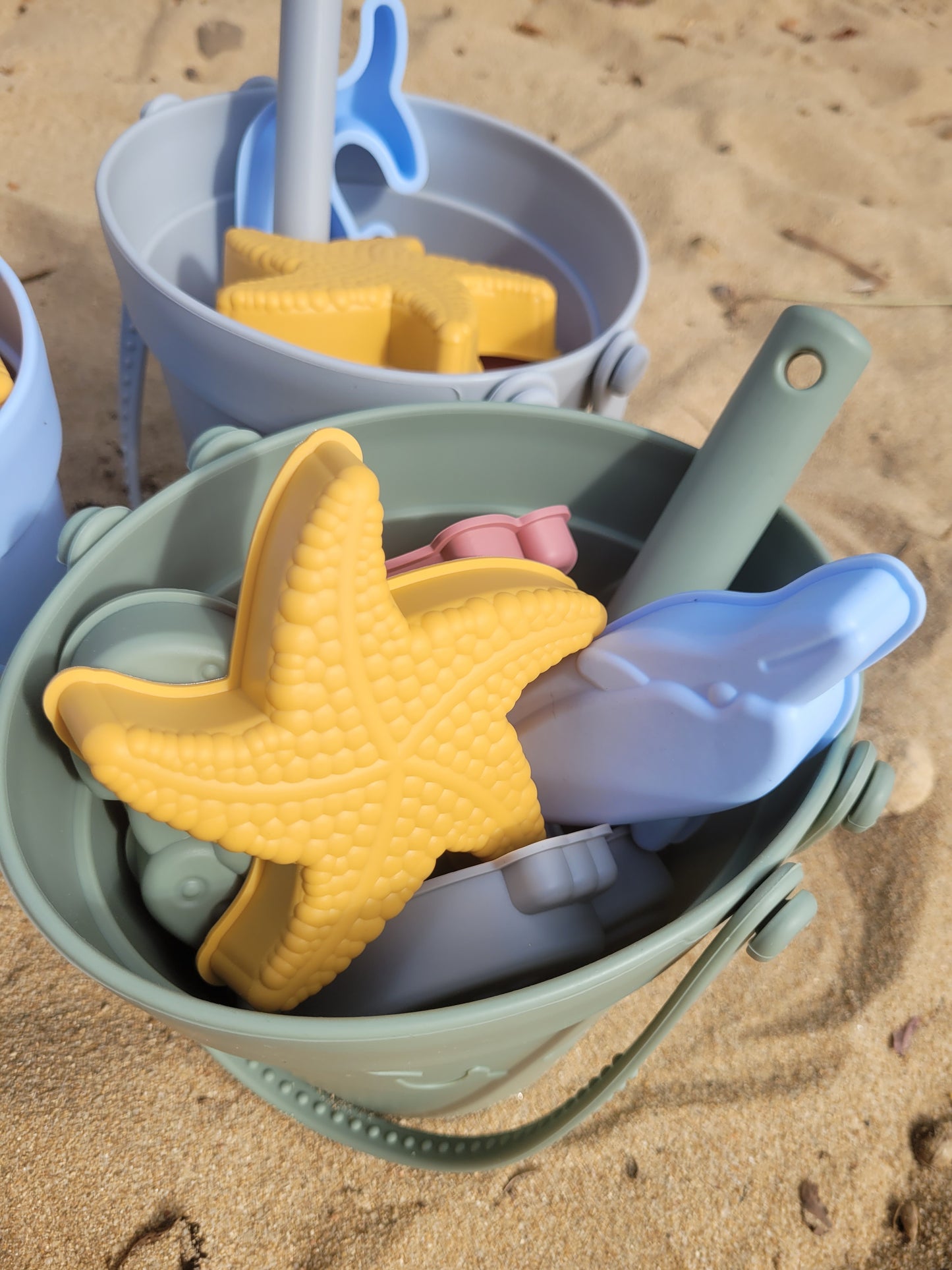 Silicone sand toys