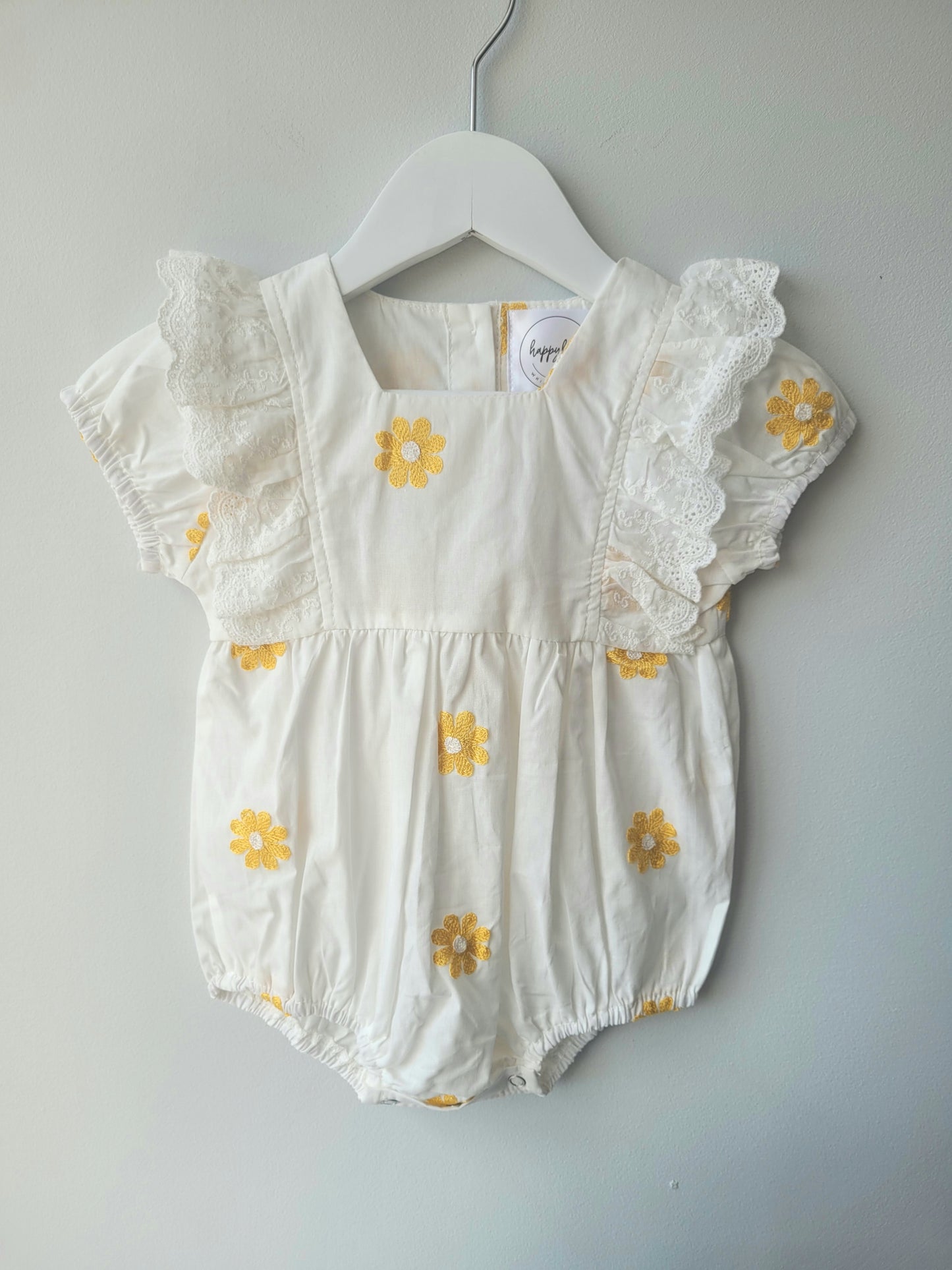 Daisy romper embroidered