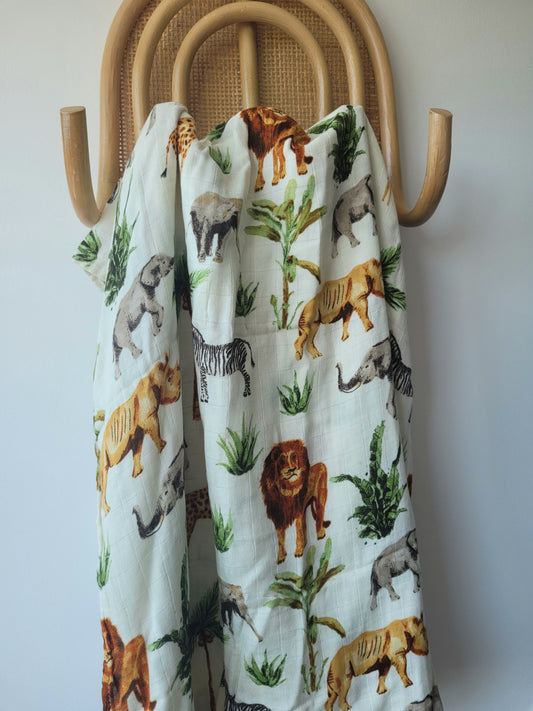 Safari animals bamboo/cotton swaddle