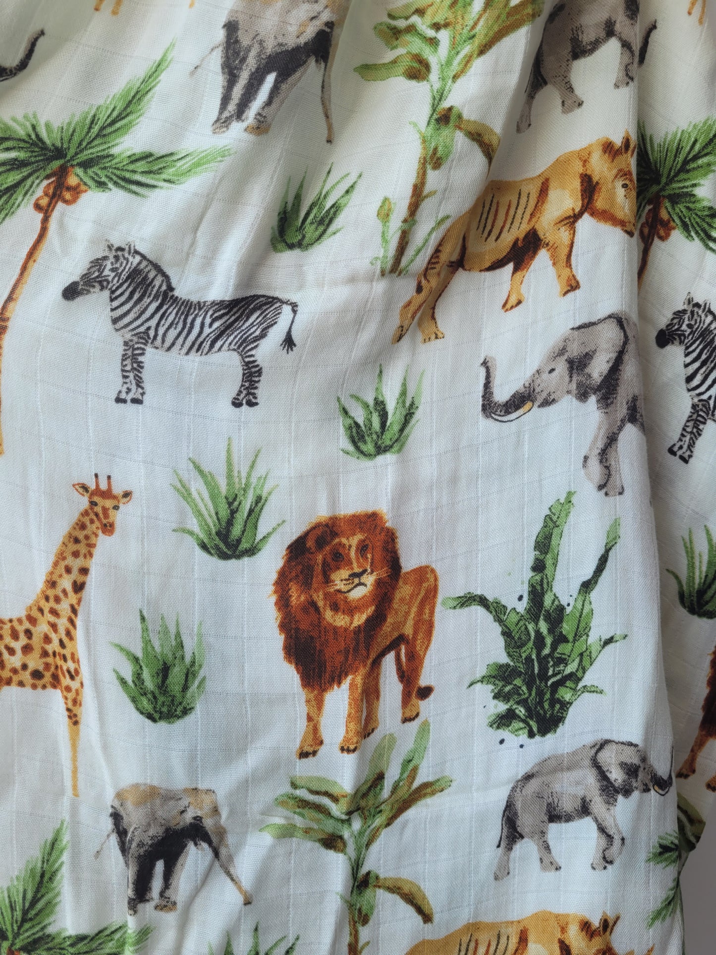 Safari animals bamboo/cotton swaddle