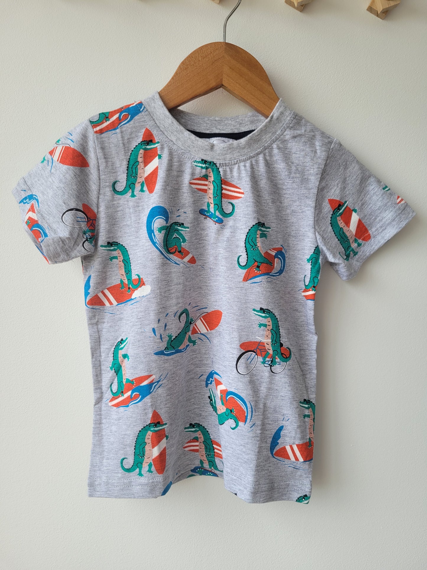 Surfing croc t-shirt