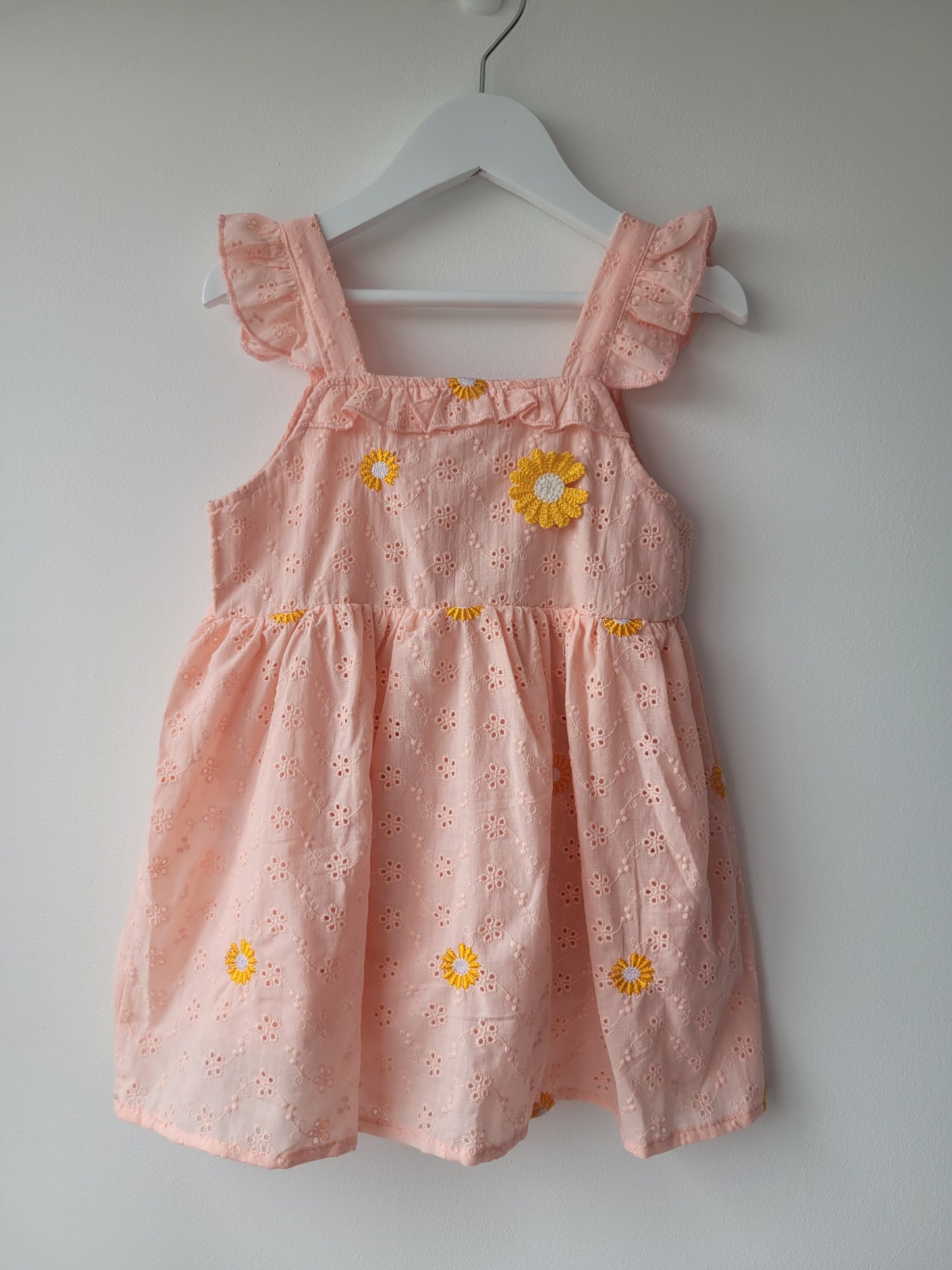 Light pink daisy dress