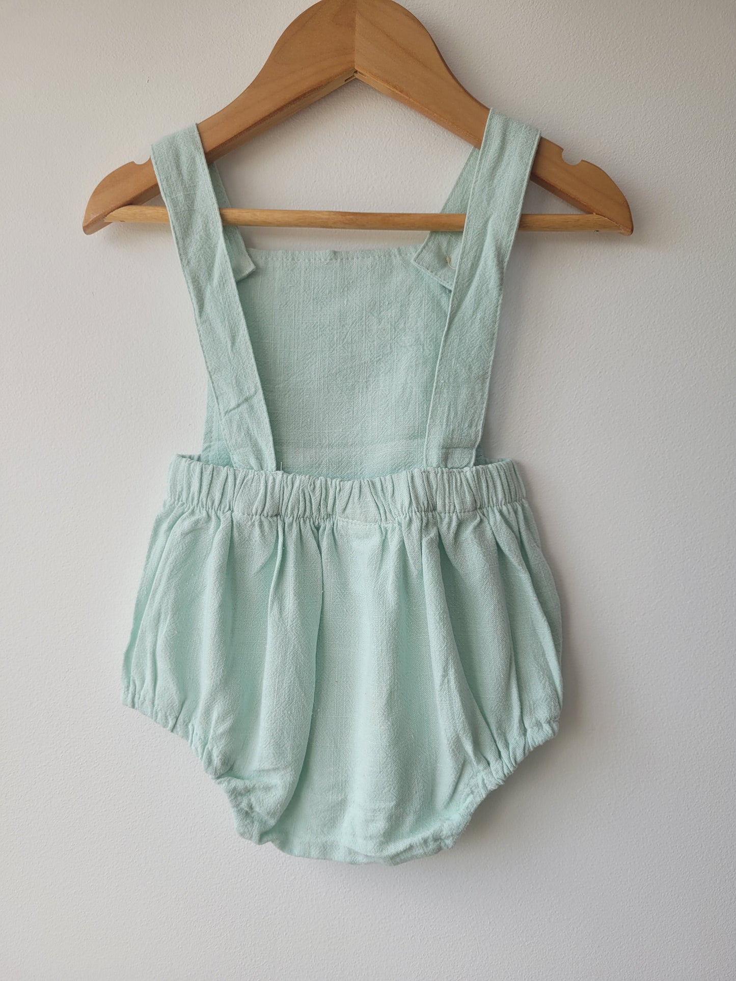 Baby romper pastel green