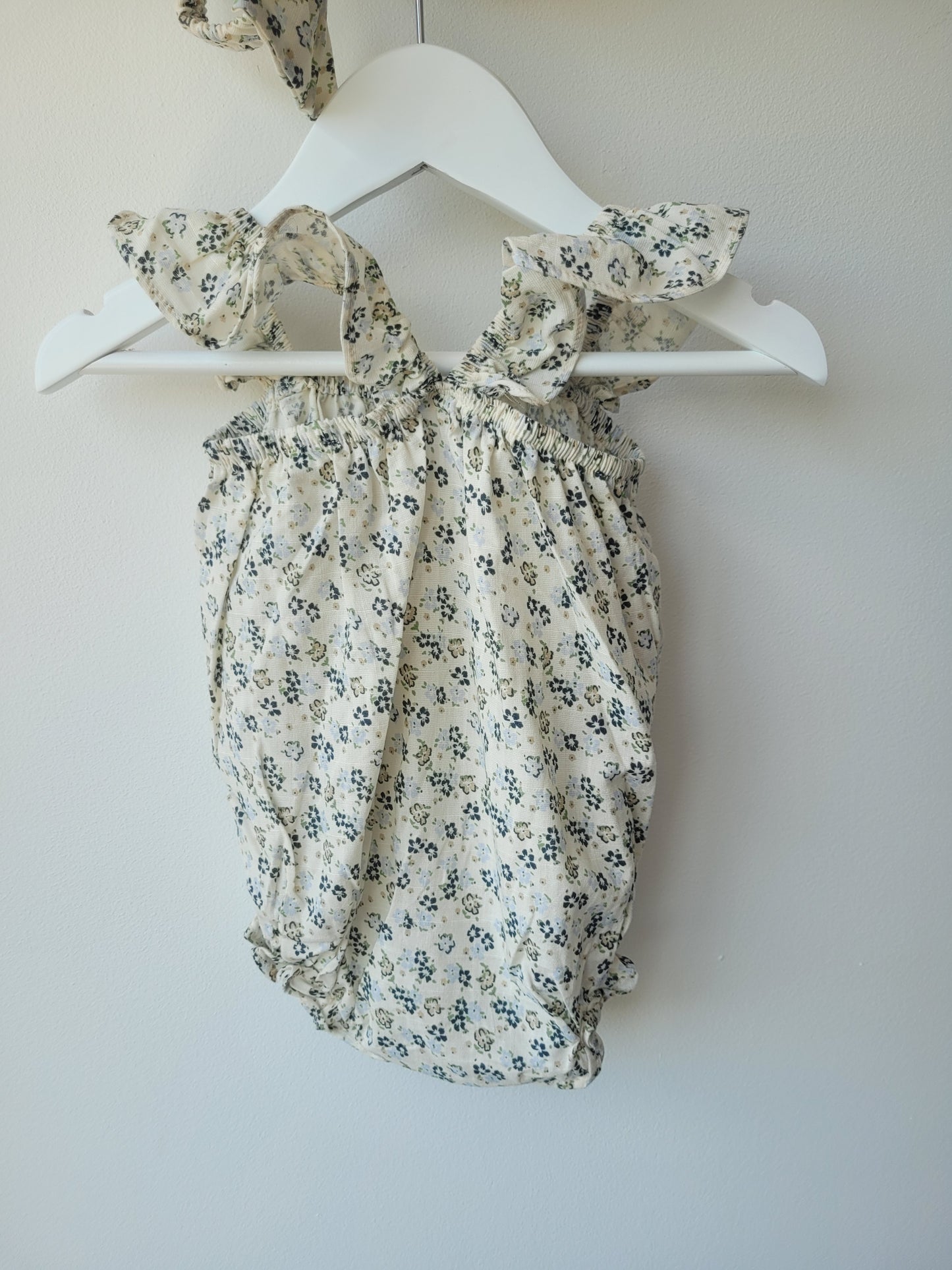 Little blue flowers romper set