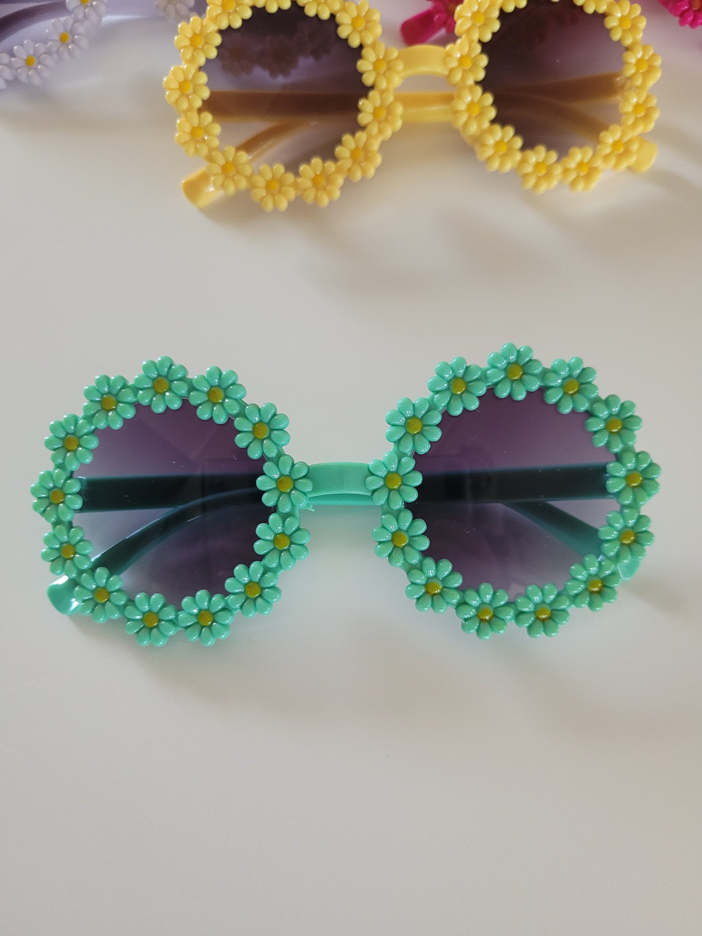 Daisy sunglasses