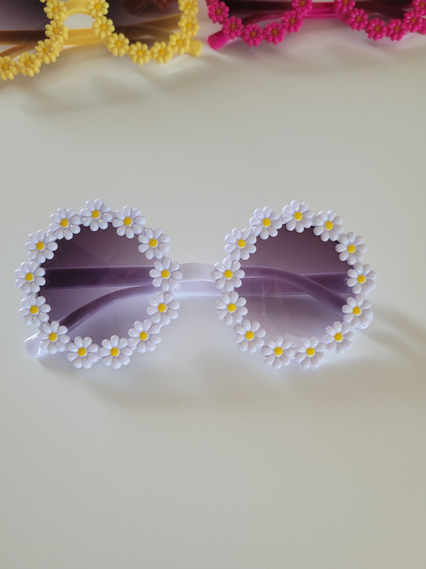 Daisy sunglasses