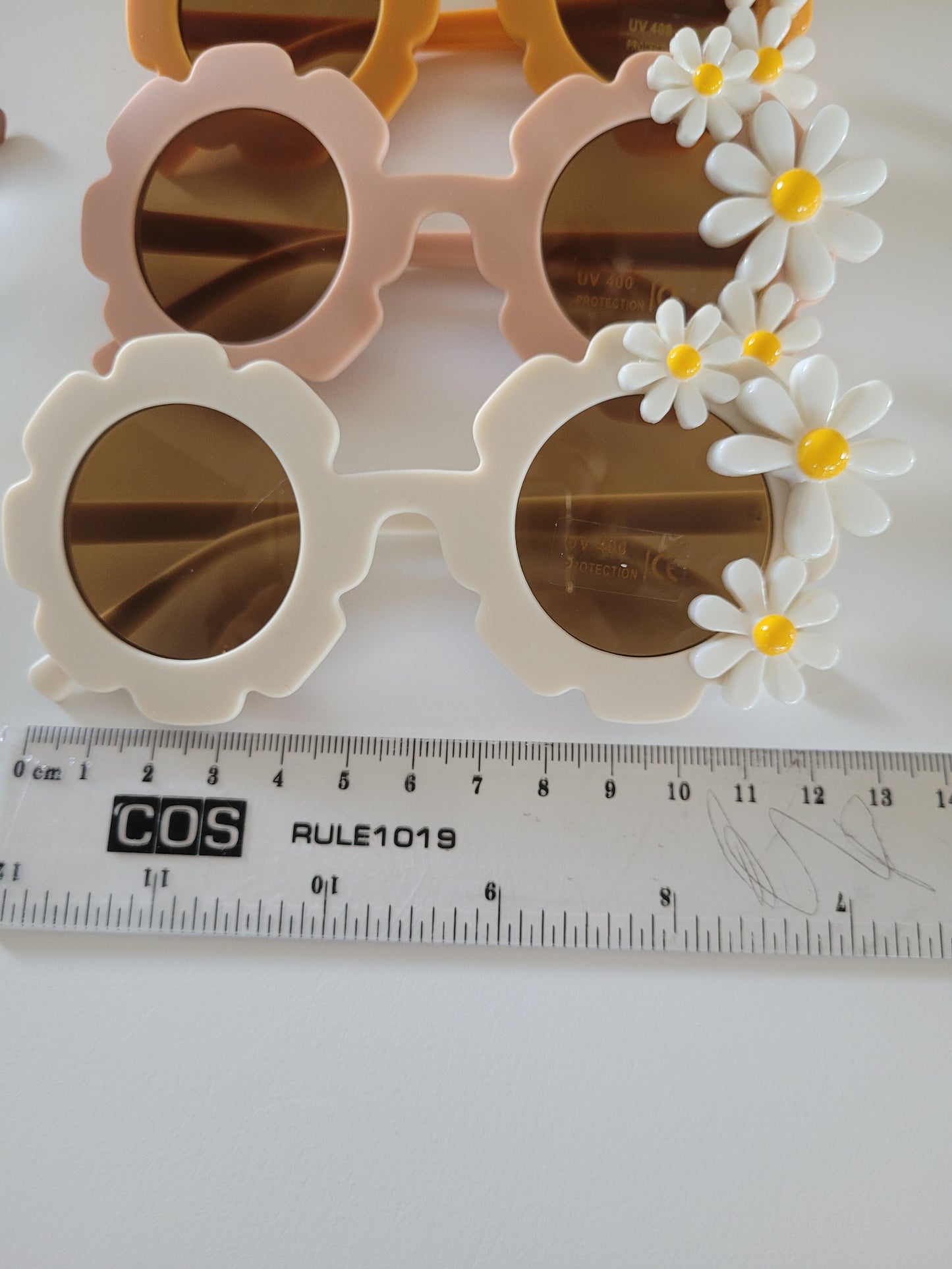 Flower frame sunglasses