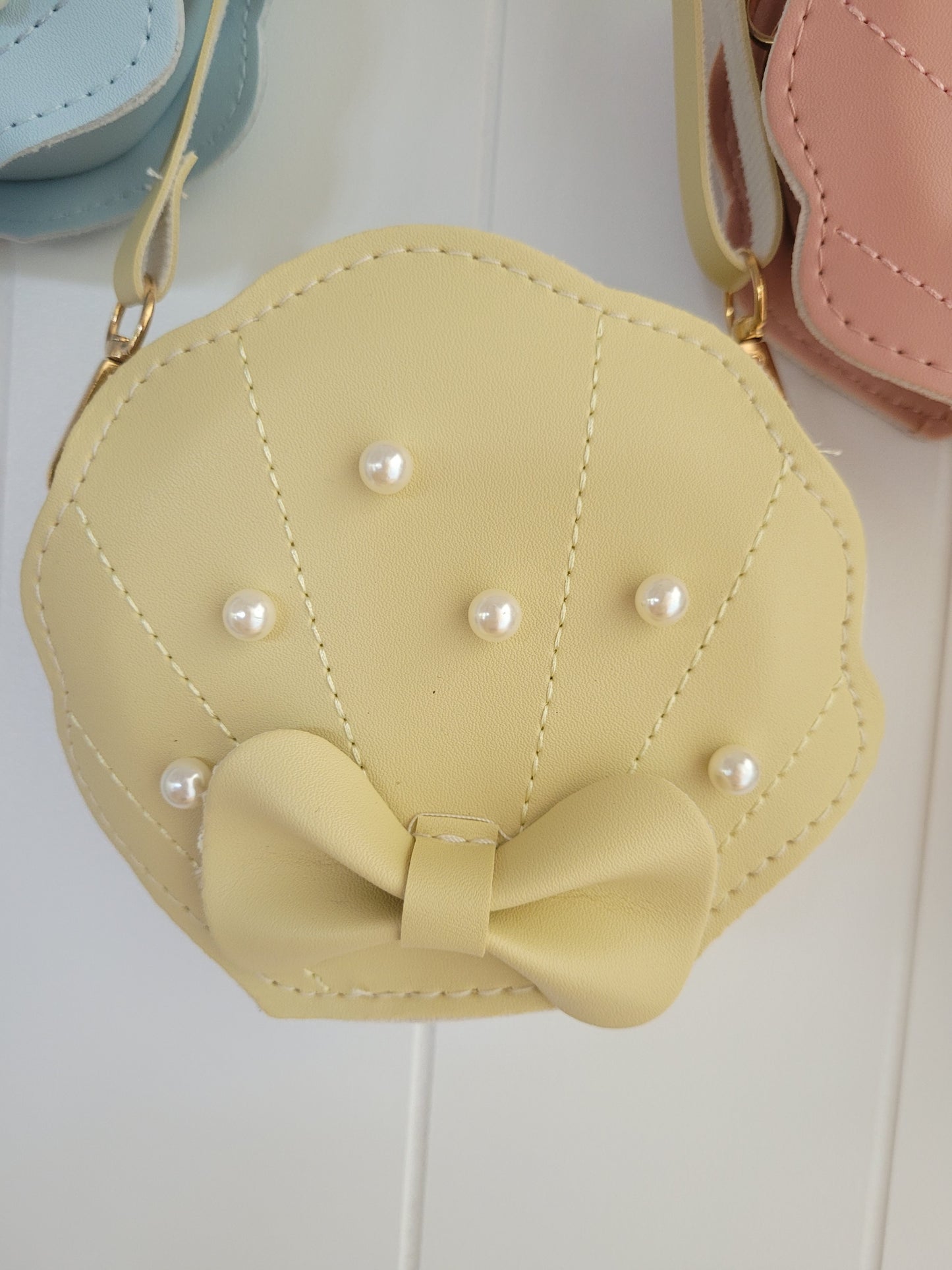 Seashell handbag