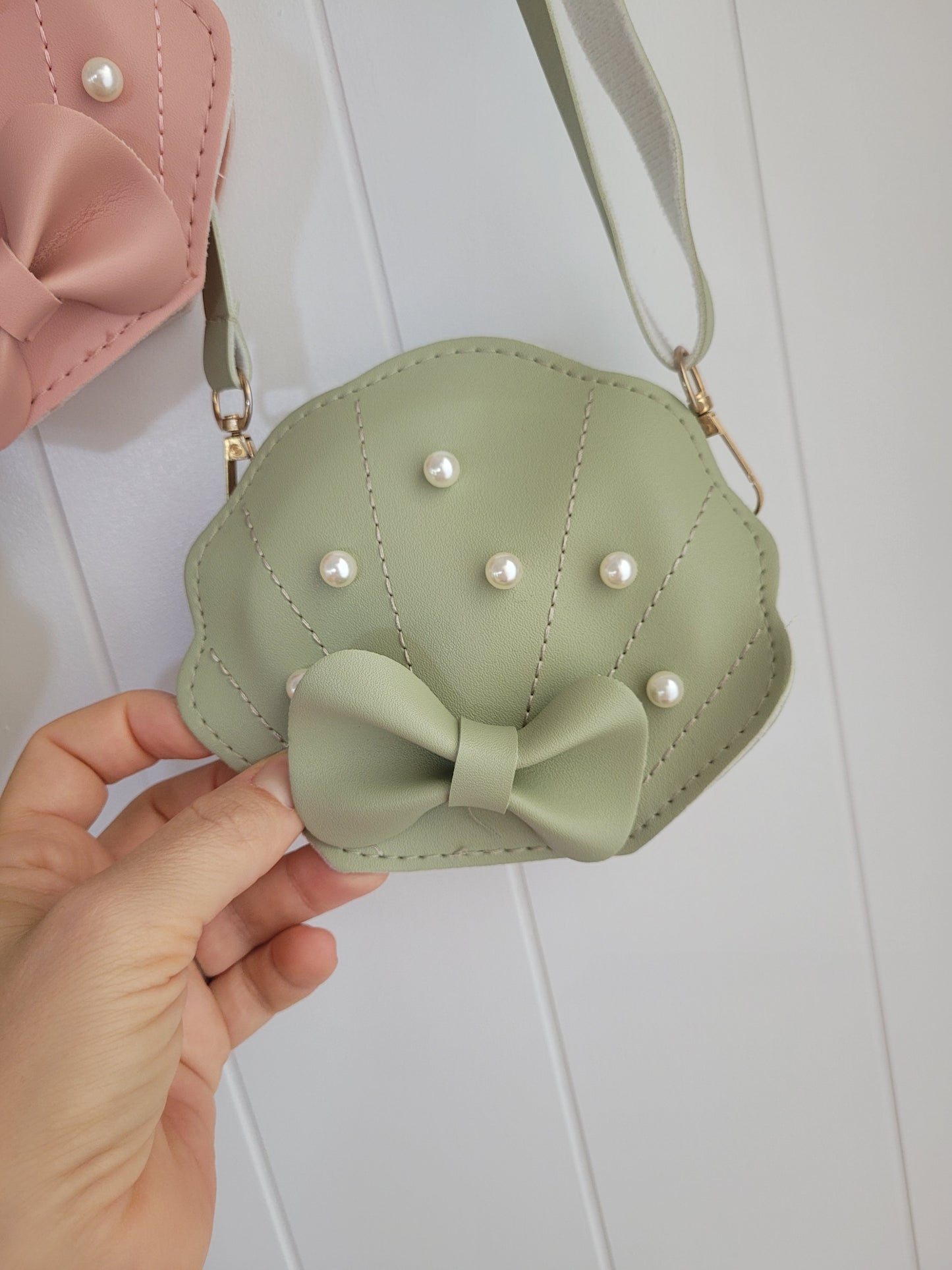 Seashell handbag