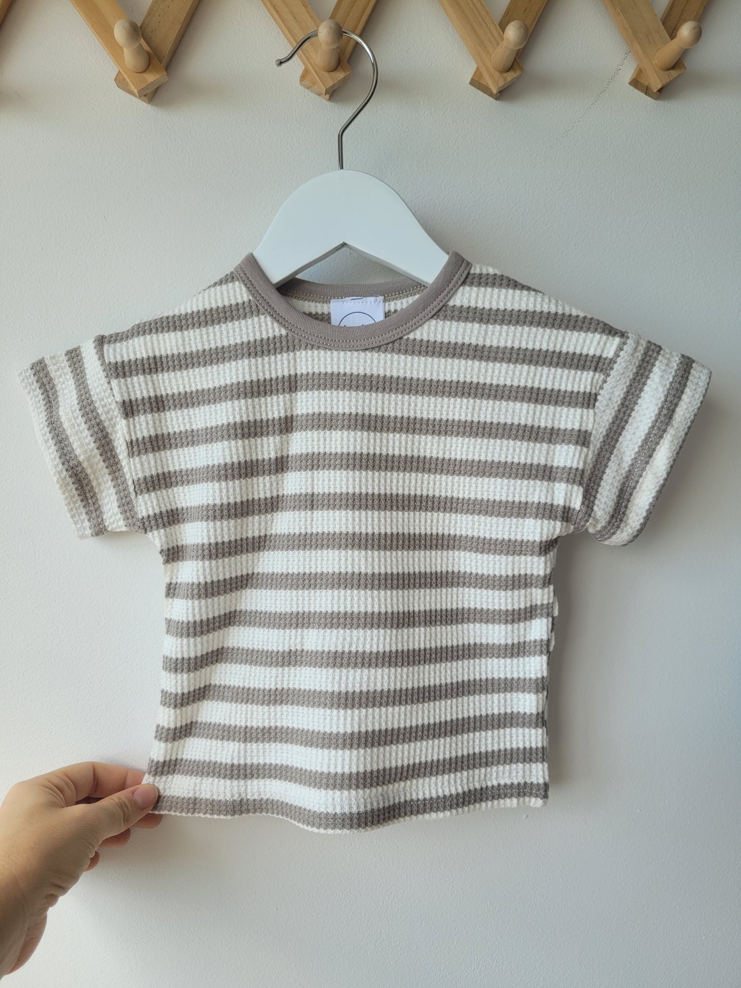 Olli set grey stripes