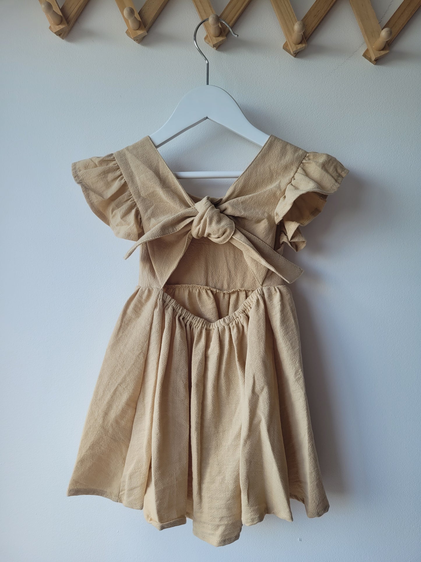 Elsie dress sand