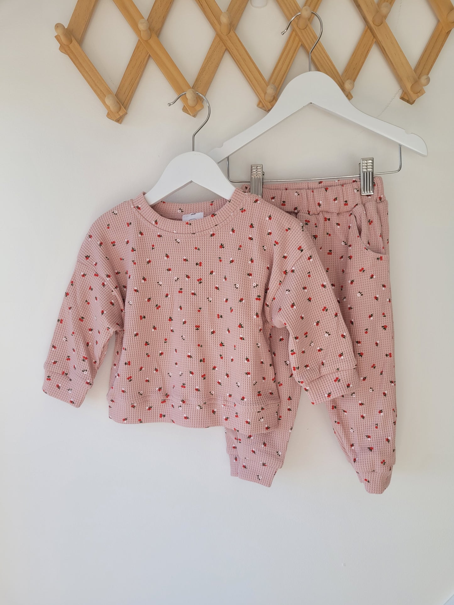 Cherry set longsleeve