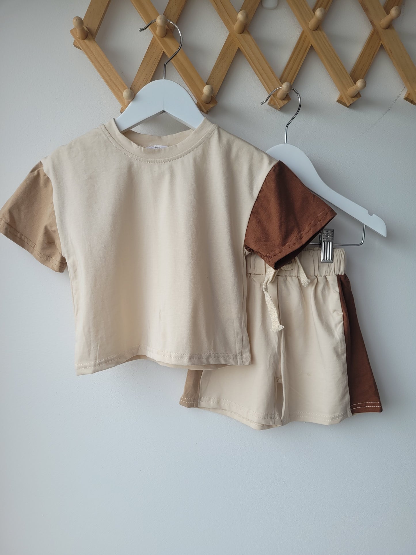 Brown colourblock set