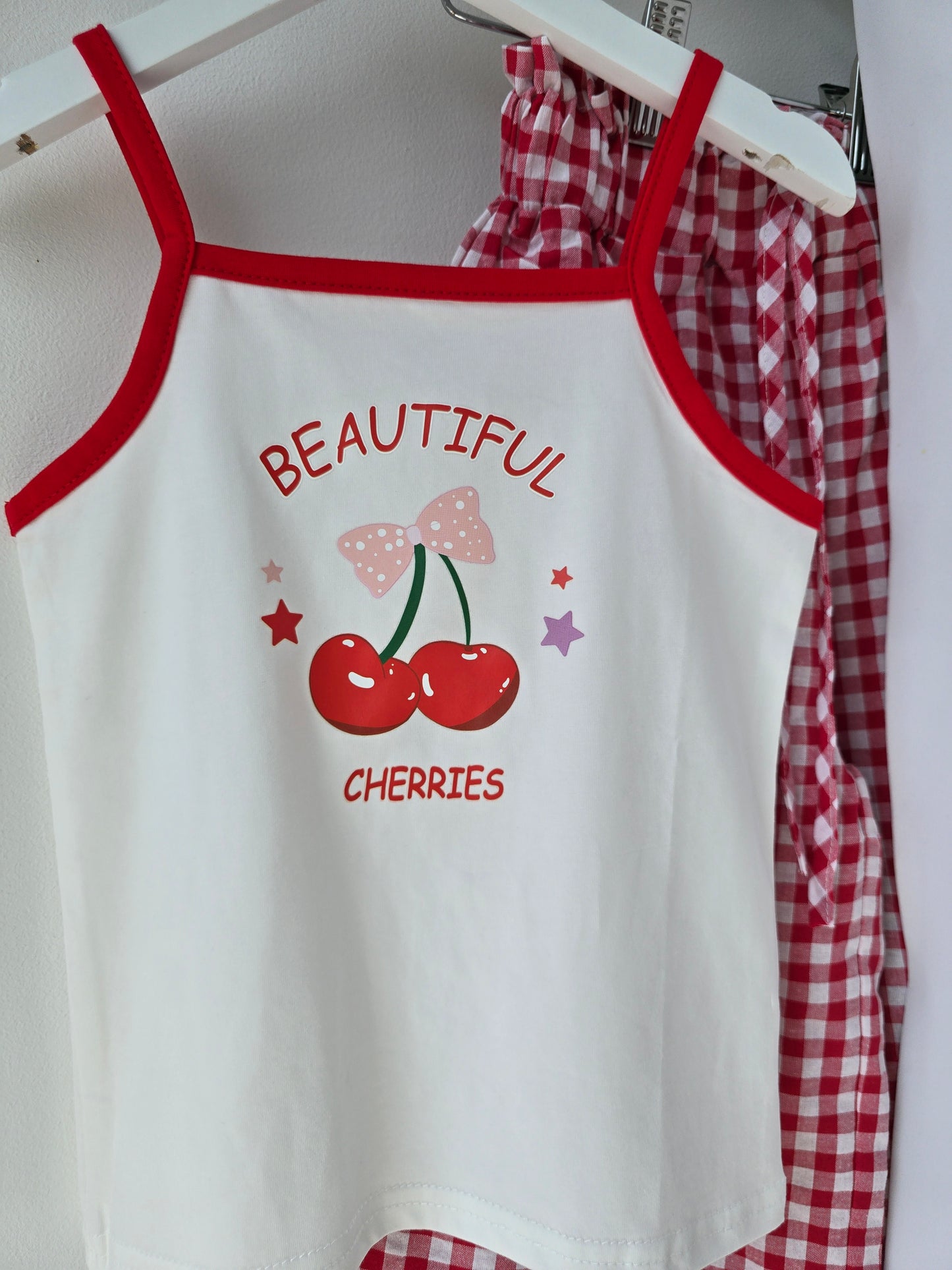 Red cherry set