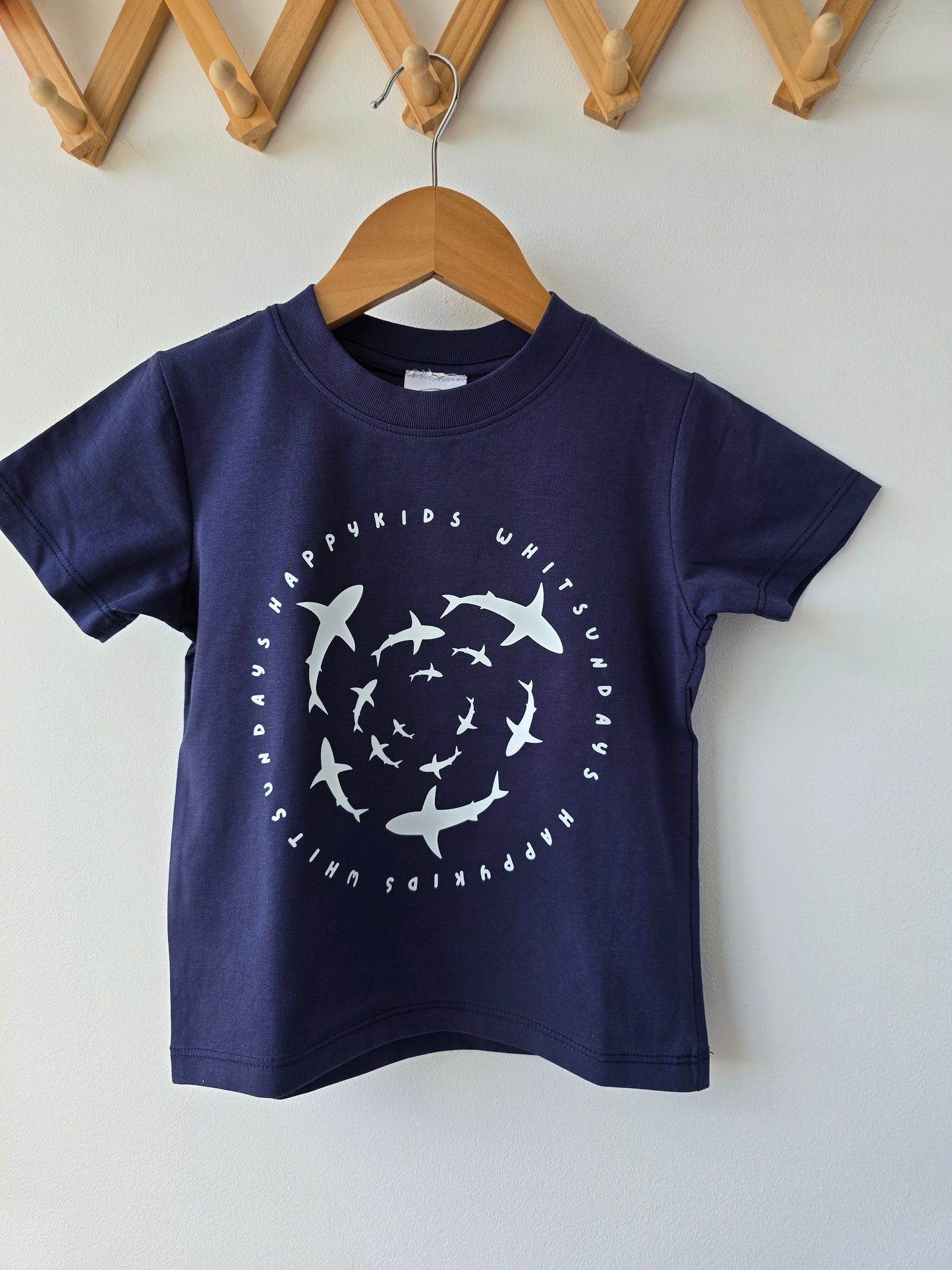 Circling sharks by happykids