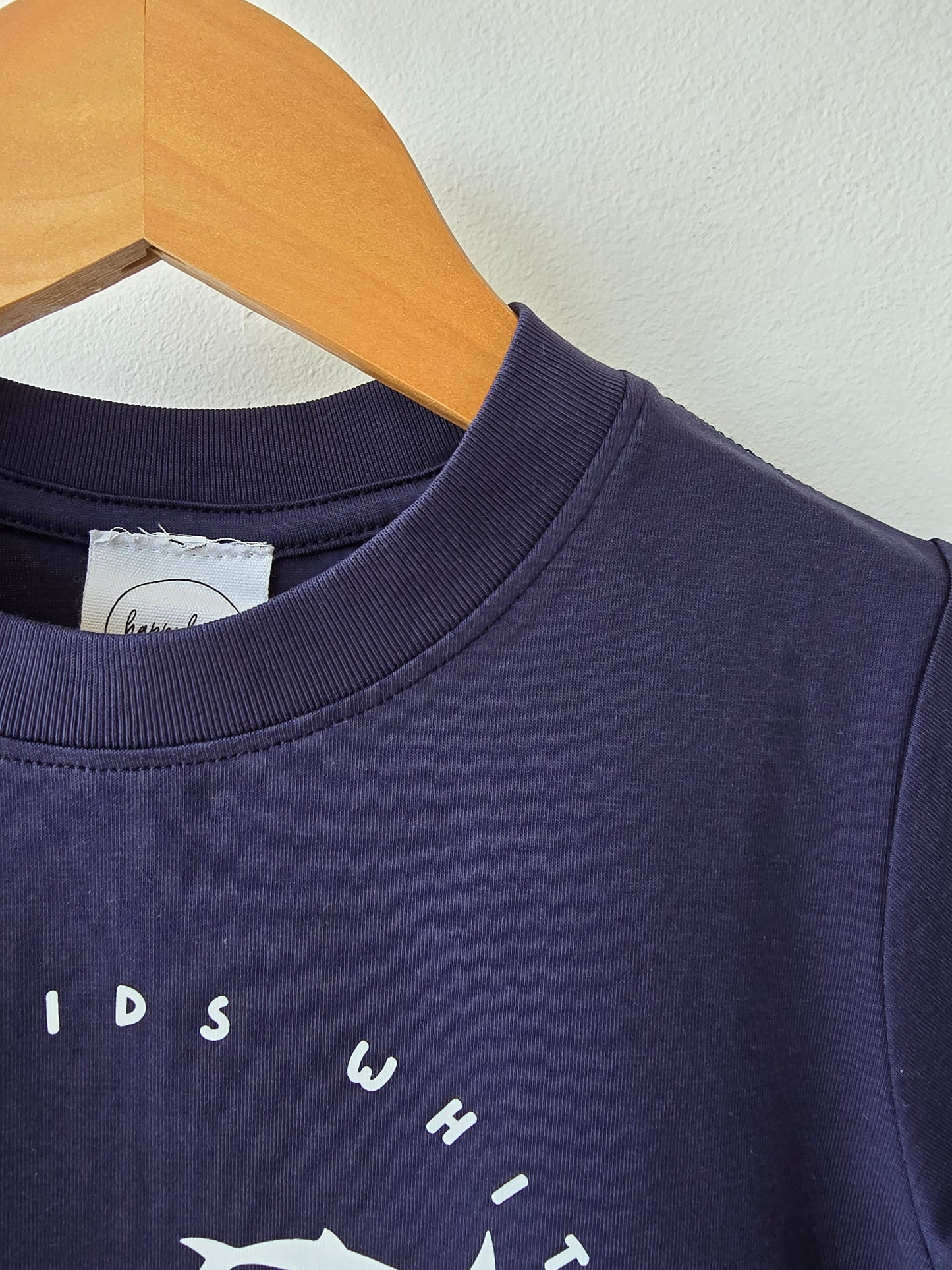 Circling sharks by happykids