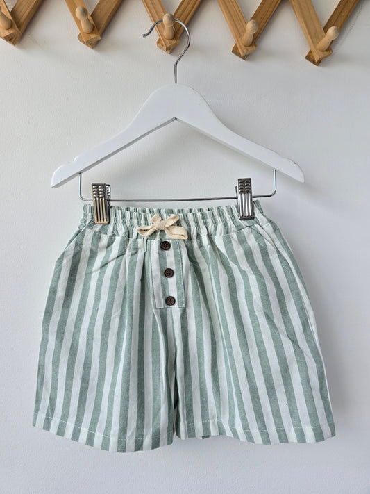 Kiwi striped shorts 🥝