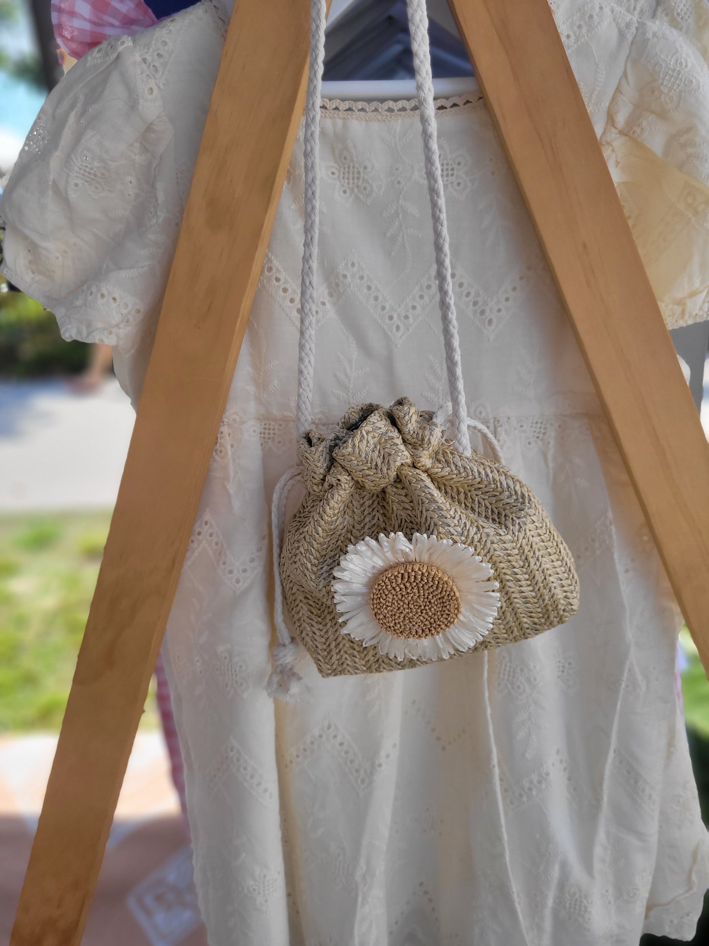 Woven sunflower handbag