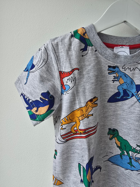 Surfing dino T-shirt