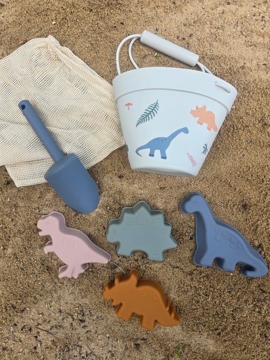 Dinosaur play set