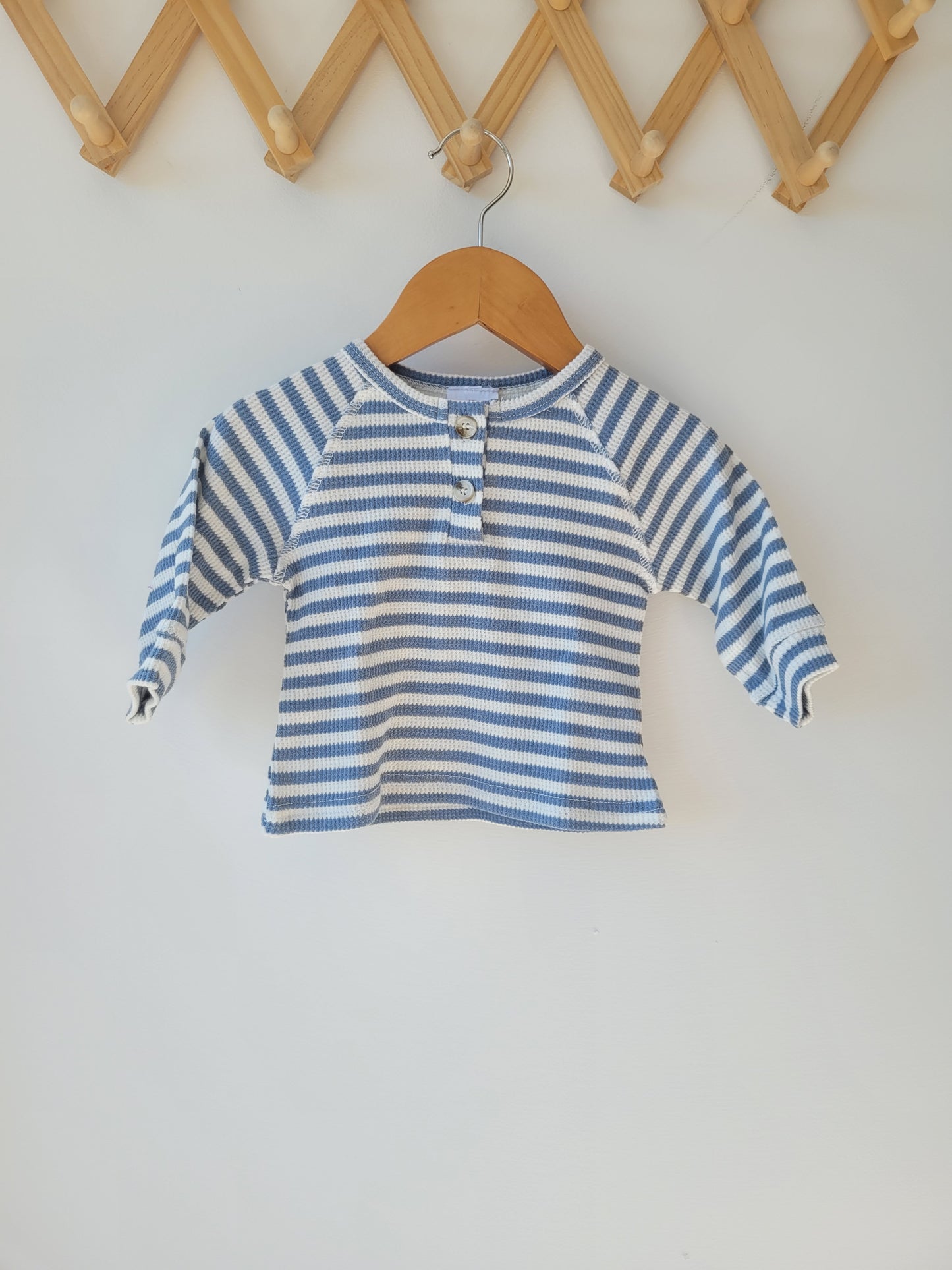 Blue striped longsleeve