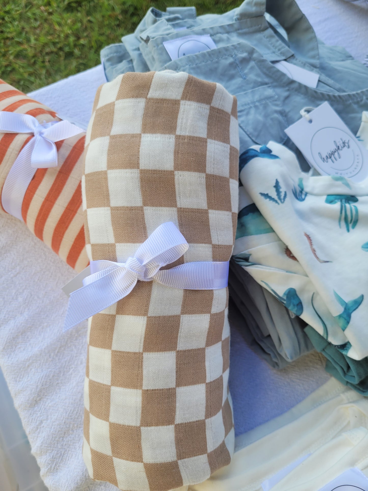 Checkered bamboo/cotton swaddle