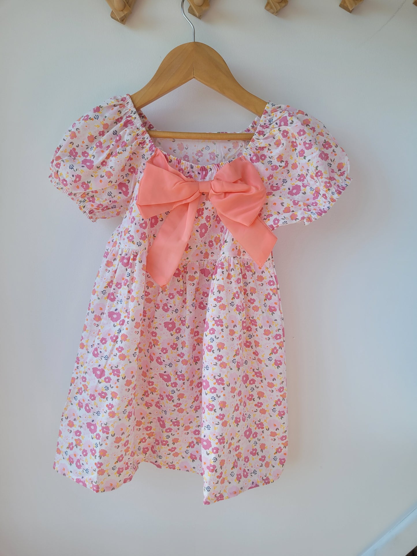 Pink flower dress with bow