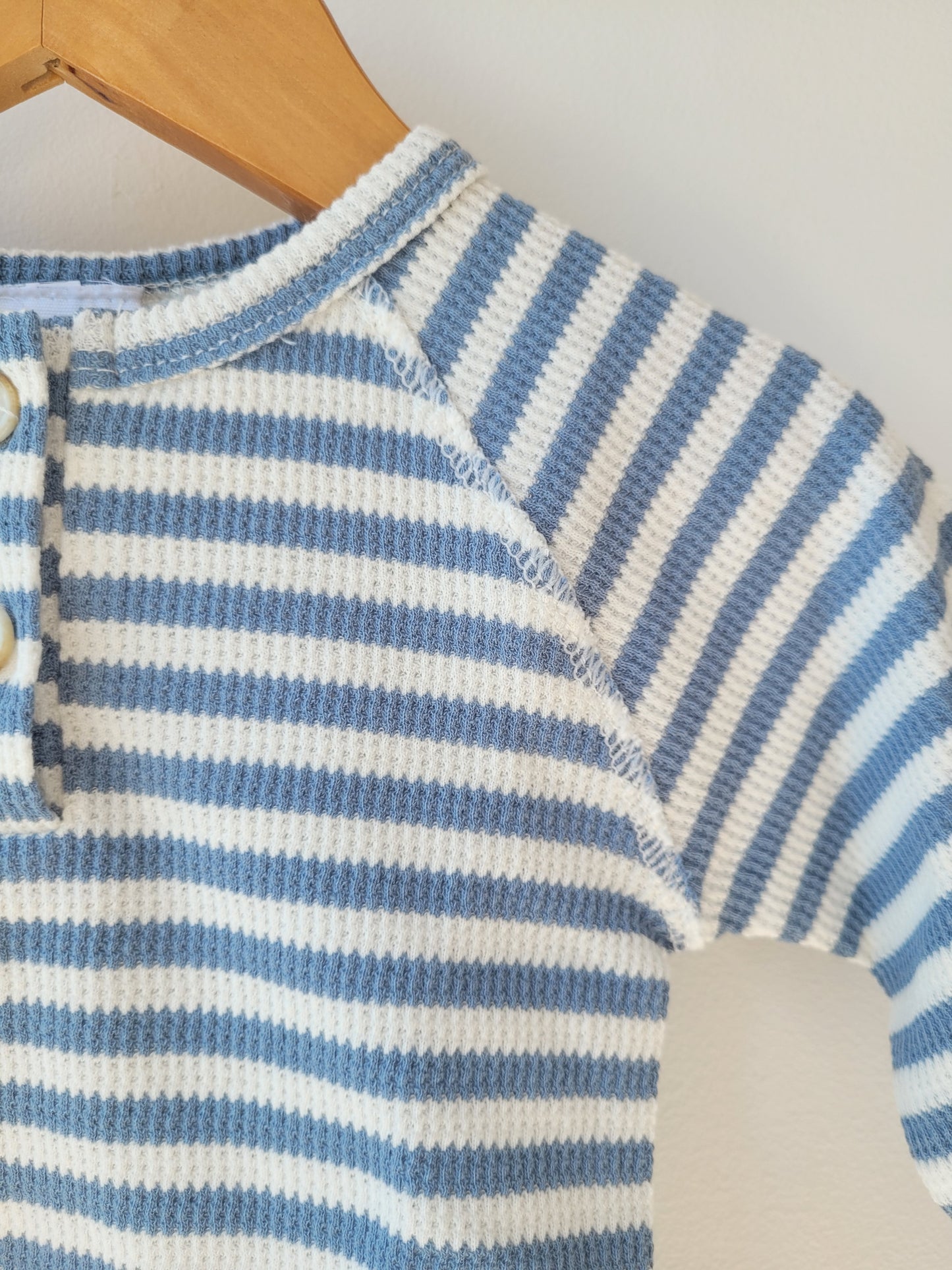 Blue striped longsleeve