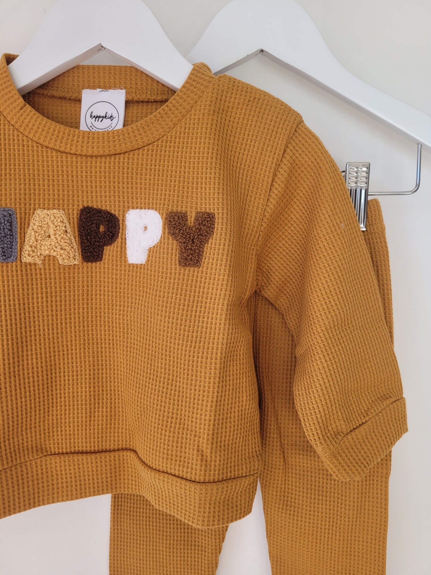 "HAPPY" SET longsleeve