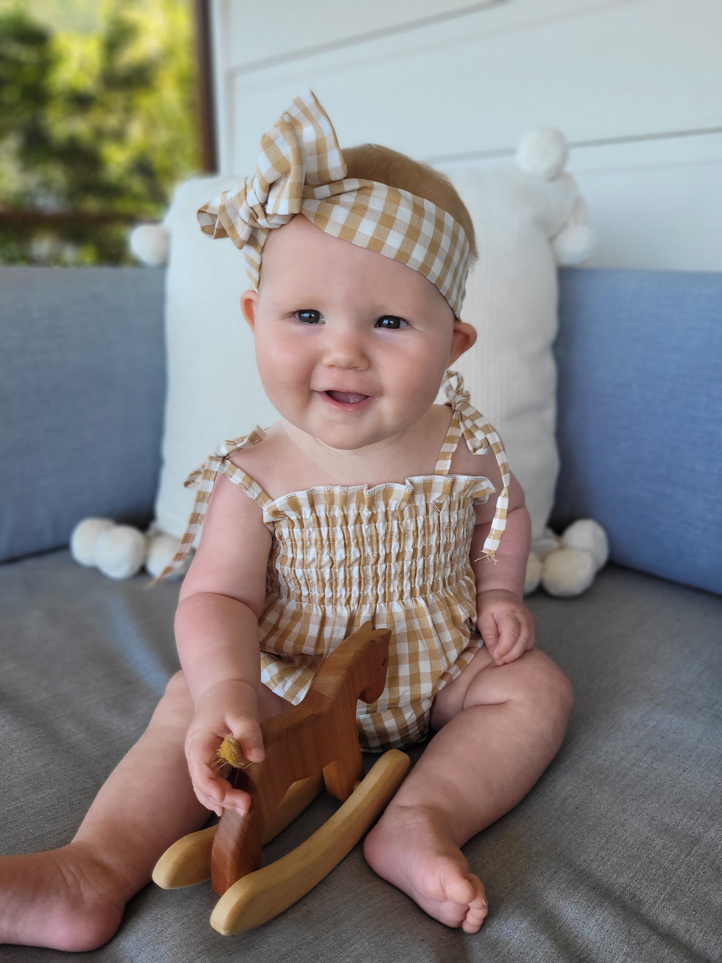 Gingham bubble romper brown